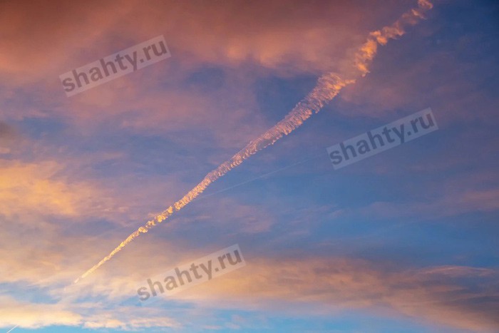Громкие хлопки в небе слышали тысячи людей в Шахтах и других городах Ростовской области