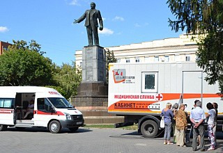 В г. Шахты врачи стали работать на улице