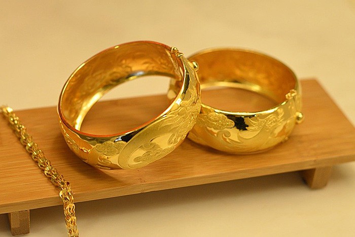Домработница украла из квартиры золотые украшения на 150 тысяч рублей