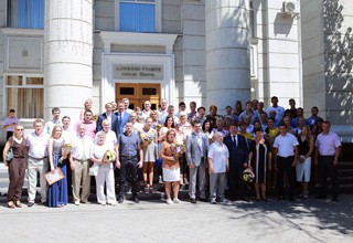 В г. Шахты наградили спортсменов, тренеров и ветеранов спорта [ПОИМЕННЫЙ СПИСОК]