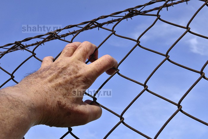 Отравили заключенных наркотиками в Шахтах: сотрудник колонии получил 11 лет «строгача»