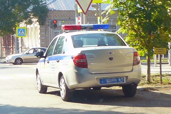 В соседнем с г. Шахты Новошахтинске полицейский свел счеты с жизнью