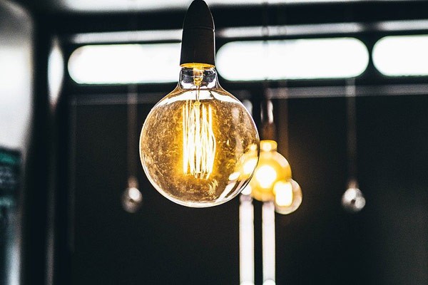 Отключат свет на 17-ти улицах города Шахты в среду, 8 июля