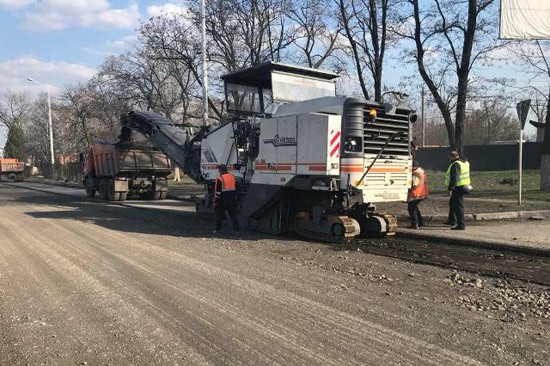 В г. Шахты сделают тротуары, дорогу и боковой проезд на Маяковского