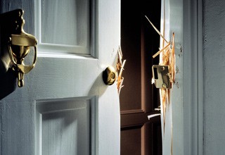 В г. Шахты украли печь из дома