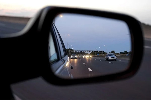 В Шахтах трое угнали ВАЗ — их задержали полицейские