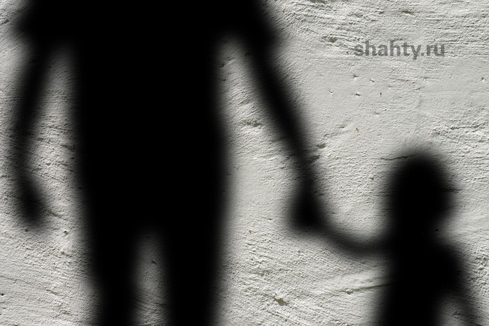 Папа насиловал своего ребенка 5 лет в Ростовской области — изверг получил 15 лет тюрьмы