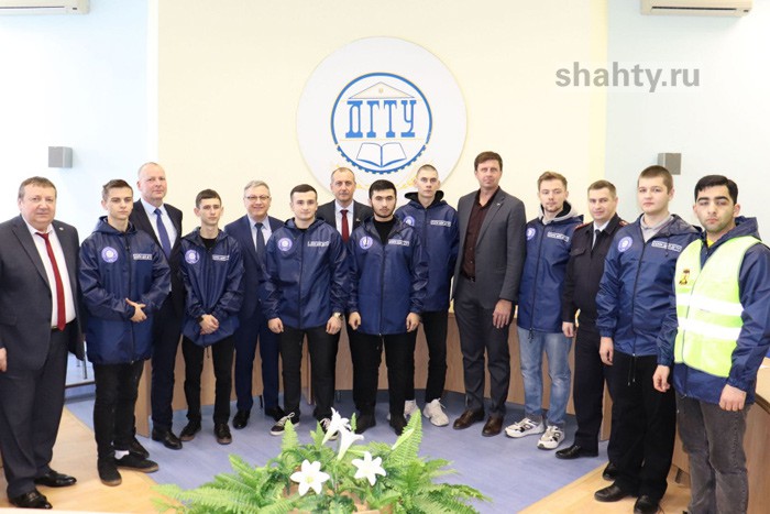 В Шахтах дружинниками стали 9 студентов филиала ДГТУ