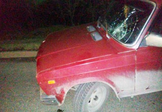 В городе Шахты ВАЗ-21074 сбил мужчину на дороге