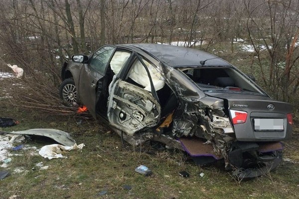 Погибла чиновница с сыном: Range Rover протаранил Kia Cerato на донской трассе