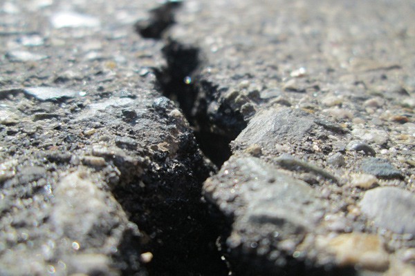 В г. Шахты нет денег на капремонт дороги по улице Рабоче-Крестьянской