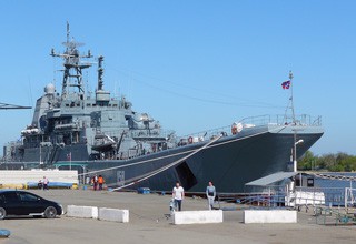 На большой десантный корабль пускают всех желающих в Азове 4 и 5 мая
