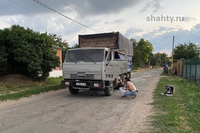 Погиб под колесами «Камаза» 5-летний мальчик, выбежавший на дорогу в Ростовской области