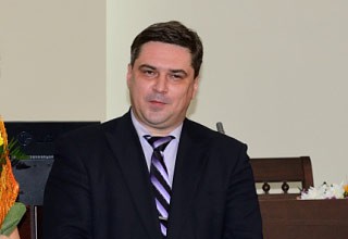 Попал под амнистию замглавы Администрации г. Шахты, избежав наказания за подлог