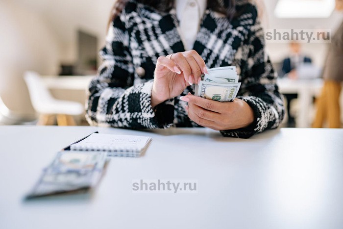 В Шахтах женщина-директор обманула граждан на 2,5 млн рублей