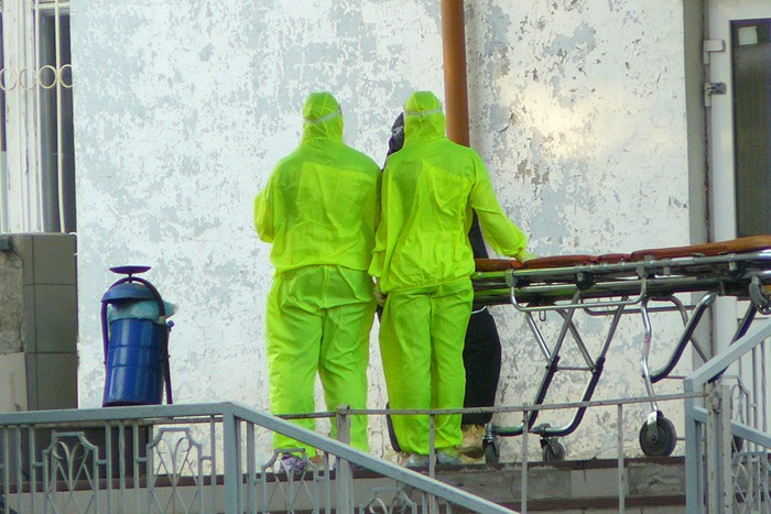 В Шахтах трое медработников подхватили коронавирус