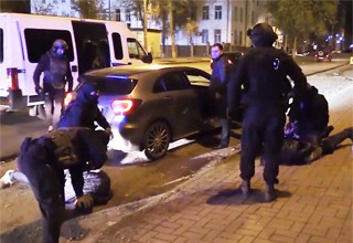 На автоподставах банда заработала 2,5 млн рублей в Ростовской области [Видео]