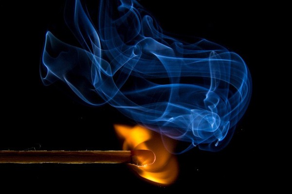 В Шахтах вспыхнул пожар на Машзаводе