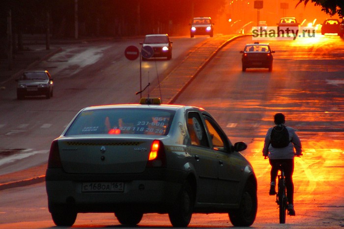 В Шахтах ограничат движение машин по улице Советской