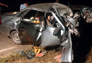 4 человека погибли в столкновении Audi A4 и «Лады-Приоры» на «встречке», выжил только водитель ВАЗа