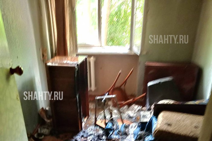 В Шахтах погиб 54-летний хозяин квартиры на ХБК: из-за курения