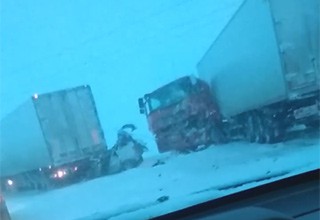 Погибла женщина рядом с г. Шахты в ДТП на трассе М-4 Дон» [Видео]