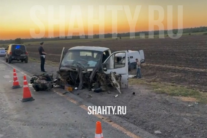 В больнице после ДТП скончался водитель микроавтобуса Ford Transit