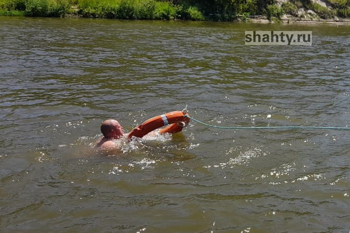 В Шахтах в пруду утонул 45-летний мужчина в День ВДВ