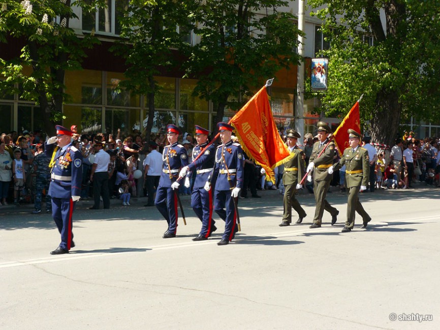 Парад ко Дню Победы в Шахтах 5 мая 2012 г. - Шахты